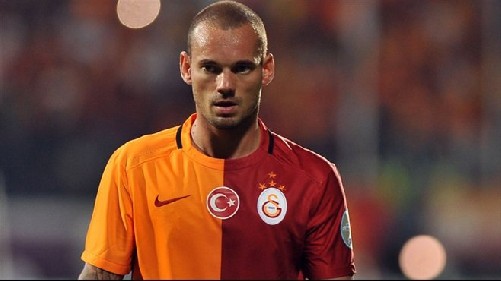 Sneijder derbiye böyle hazırlanıyor