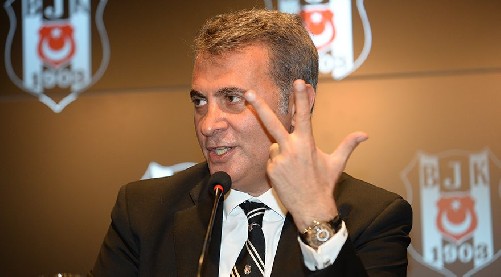 Kura anında Fikret Orman
