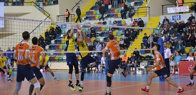 Fenerbahçe finalde