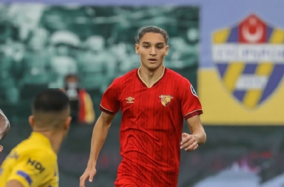 Bonservisi Fenerbahçe'de olan Emir Ortakaya paylaşılamıyor