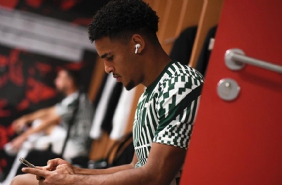  İngilizler Trabzonspor ile Beşiktaş'ı karşı karşıya getirdi: Ryan Mmaee