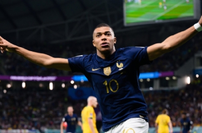 Galatasaray, Kylian Mbappe'nin transfer kararını bekliyor 