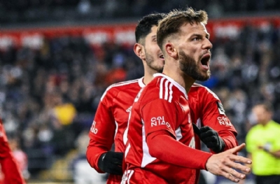Beşiktaş ve Trabzonspor transferde rakip oldu