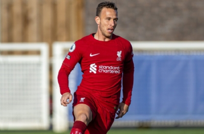 Araplar dur durak bilmiyor! Fenerbahçe'ye Arthur Melo çalımı!