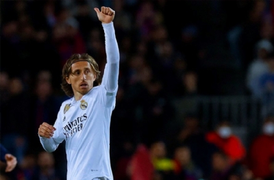 Luka Modric imzayı attı