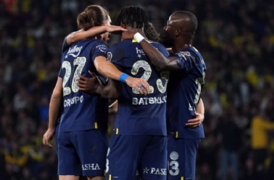 Fenerbahçe'de Crespo ve King'e şok! Kampa katılmamaları istendi