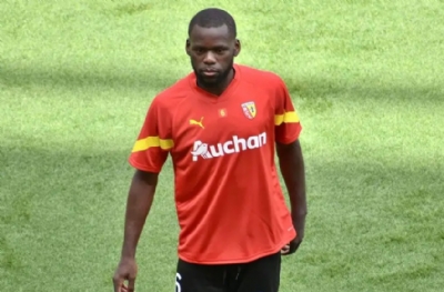 Beşiktaş'a Lens'ten ön libero