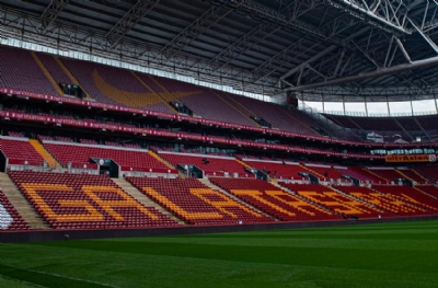 Galatasaray’da stat isim hakkı krizi! Anlaşma yatabilir  