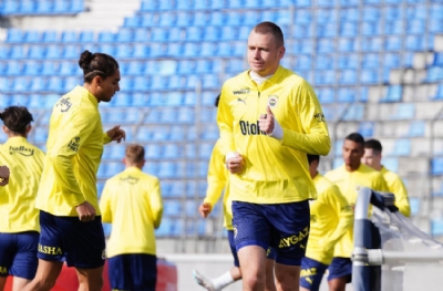 Fenerbahçe - Neftçi maçı ne zaman, saat kaçta ve hangi kanalda canlı yayınlanacak?