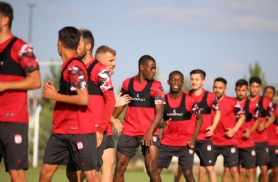 Sivasspor'un Erzurum kampı yarın başlayacak