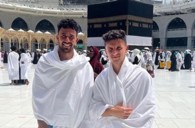Trabzonsporlu Trezeguet ve Enis Bardhi umreye gitti!