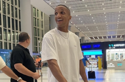 Fenerbahçe'nin yeni transferi Becao İstanbul'da