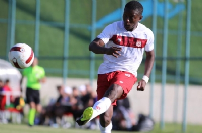 Sivasspor, Sumgayıt FK'yı 1-0 yendi