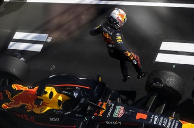 F1 Macaristan Grand Prix'sini Max Verstappen kazandı