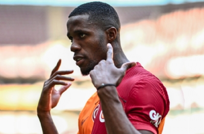 Zaha transferi İngilizleri çıldırttı! Galatasaray'a hakaret 