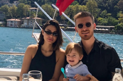 Serdar Aziz ikinci kez baba oluyor