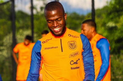 Enver Valencia gole hasret kaldı