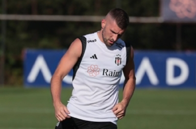 Rebic, Beşiktaş ile ilk antrenmanına çıktı