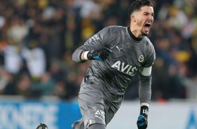 Fenerbahçe'de isyan! Altay: Livakovic’e meydan okudu