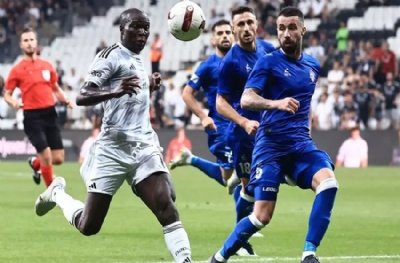 Beşiktaş, Tirana'nın yüzünü güldürdü