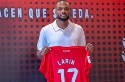 Cyle Larin'den 5 yıllık imza!