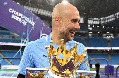 Manchester City'de mutlu son! Pep Guardiola ile 2 yıl daha