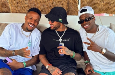 Neymar, Barcelona'ya dönmek istedi! Xavi reddetti