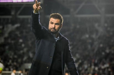 Neftçi'nin hocasının Beşiktaş maçı öfkesi! 'Ne alakası var'