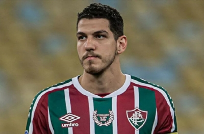 Nino transferi bitti bitiyor