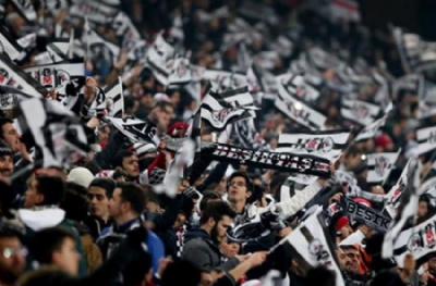 Azerbaycan'da şiddet korkusu! 'Beşiktaş formalılar stattan atılacak'