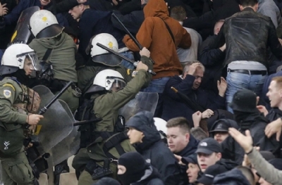 AEK'li taraftar cinayetinde korkunç şüphe! Suçlu polis ve Dinamo yönetimi 