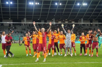 15 yıl önce Fenerbahçe yaptı! Sıra Galatasaray'a geldi 