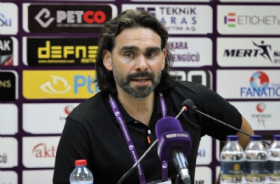 Cenk Özcan: Çizgiden çıkan, direkten dönen toplar var