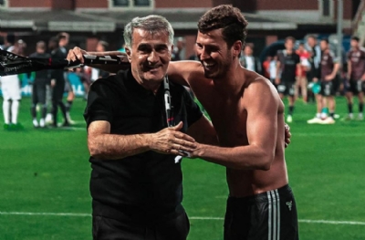 Ve Beşiktaş'ta Salih Uçan yolcu! Genoa talip oldu