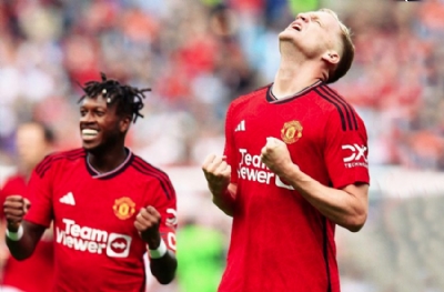Fred olmadı! Size van de Beek'i verelim! Galatasaray'a teklif