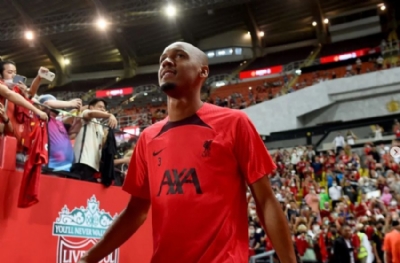 Birisi Arapları durdursun! Fabinho'ya marka saat!
