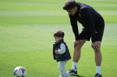Ozan Tufan'dan Nenad Bjelica'ya cevap: Championship dünyanın en zorlu liglerinden