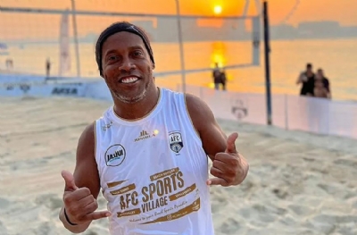 Ronaldinho, Tosuncuk'u kıskandı! Milleti dolandırdı! Başı yine dertte