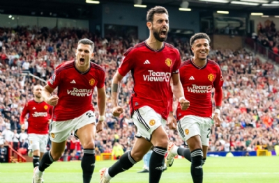 Manchester United, geriye düştüğü maçtan galibiyetle ayrıldı