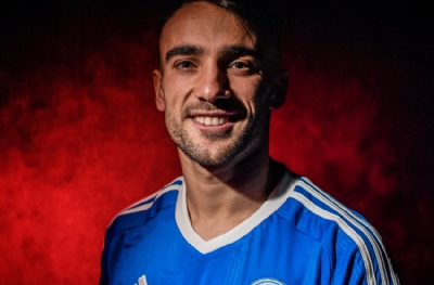 Yunus Akgün resmen Leicester City'de