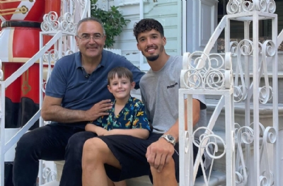 Altay Bayındır’da sorun ne? Çalışma izni problemi! Cuma, İstanbul’a mı dönecek?