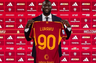 Romelu Lukaku resmen Roma'da! Mourinho ile yeniden buluştu