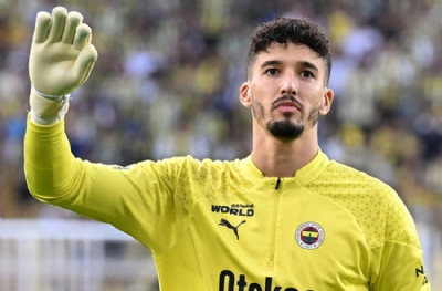 Fenerbahçe, Altay Bayındır'ın lisansını iptal etti! Neler oluyor!