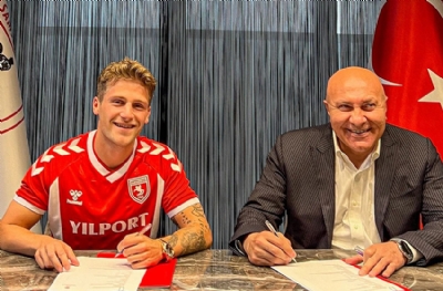 Samsunspor işi bitirdi! Carlo Holse imzaladı