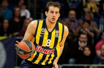 Sırp yıldız Fenerbahçe'den ayrılıyor