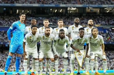 Real Madrid, Barcelona'ya fark attı