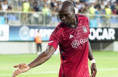 Beşiktaş'ta moraller bozuk! Aboubakar’ın enterovirüs korkusu! İstanbul’a bu yüzden dönmedi