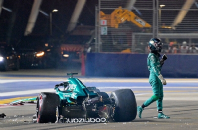 Lance Stroll, Singapur Grand Prix'sinden çekildi