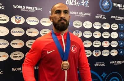 Türk güreşinin dünya şampiyonalarında 200. madalyası