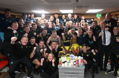 Newcastle United elek etti! 8 gollü rekor